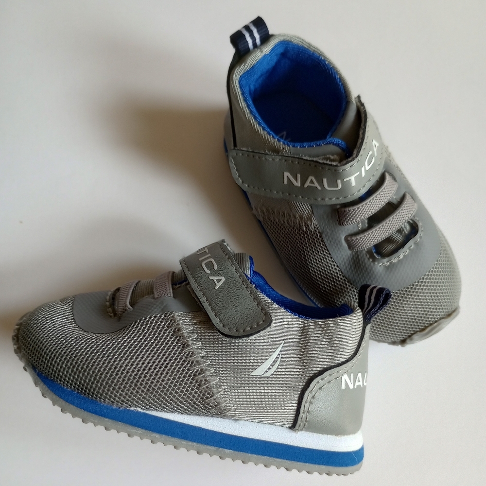 Nautica Baby Gray/Blue Size 2 Sneakers.New!!!
